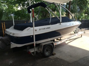 Four Winds boat with Ocean LED underwater lights installed.