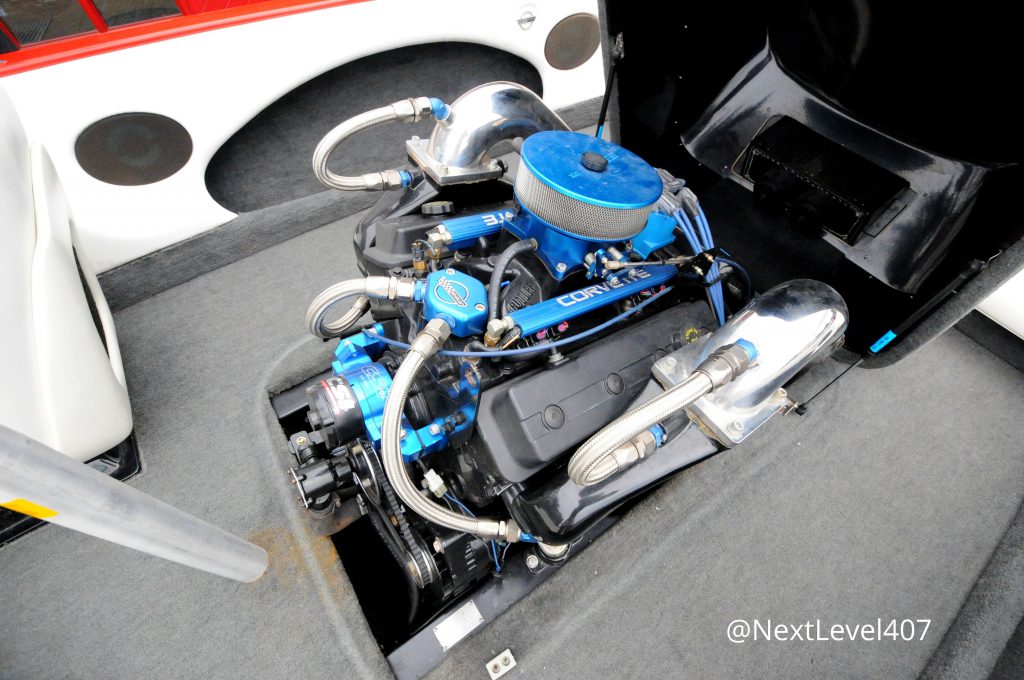 corvette-collector-engine